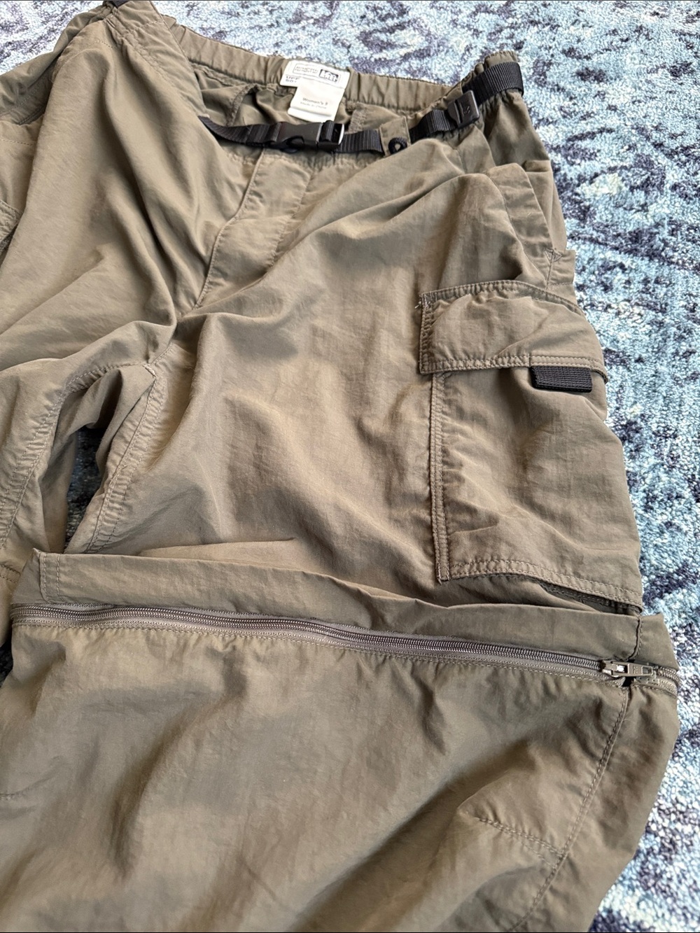 Women’s Olive Cargo Pants with Built-In Belt - Picture 6 of 7